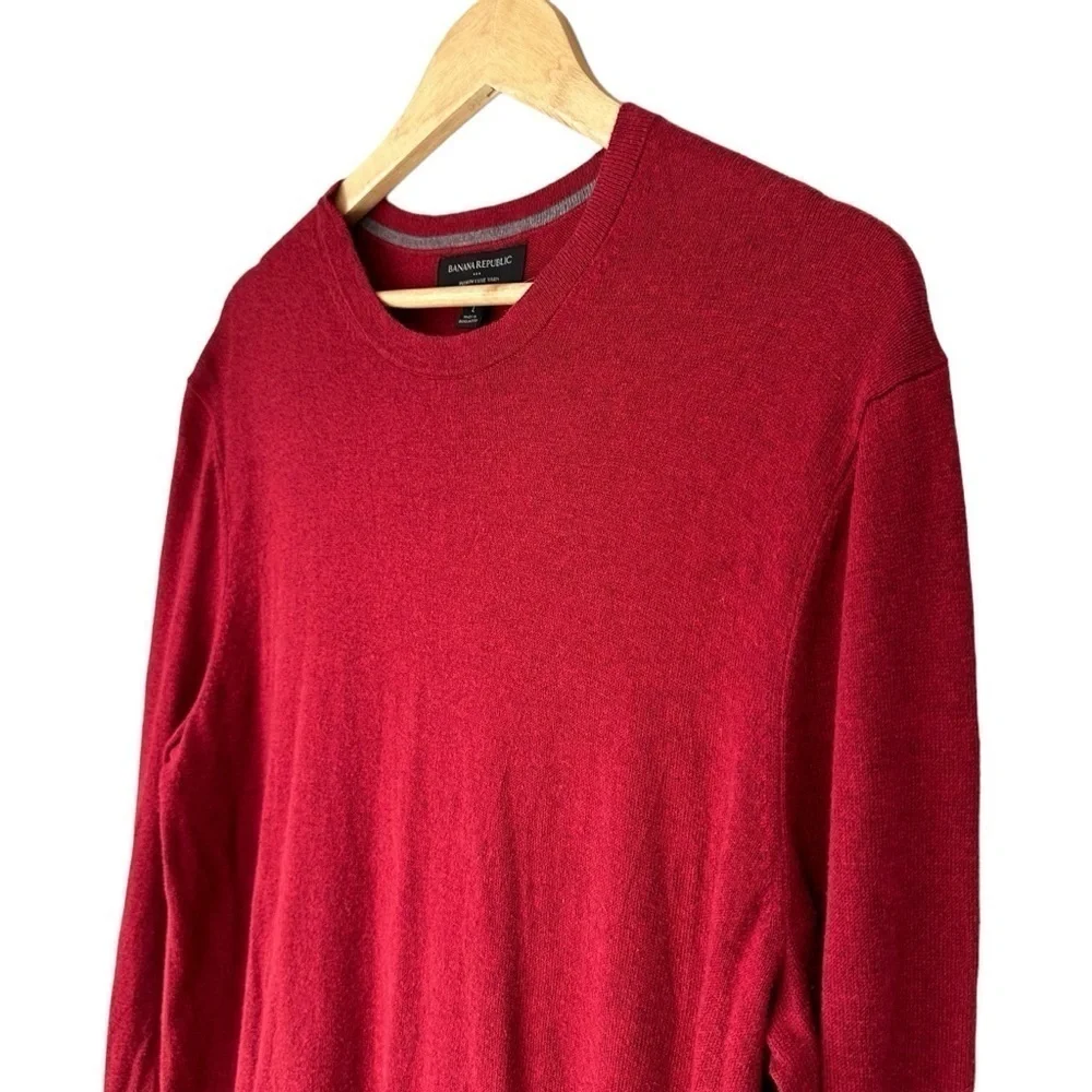 Banana Republic Men's Premium Luxe Sweater, Cashmere Silk Blend, Red, Large